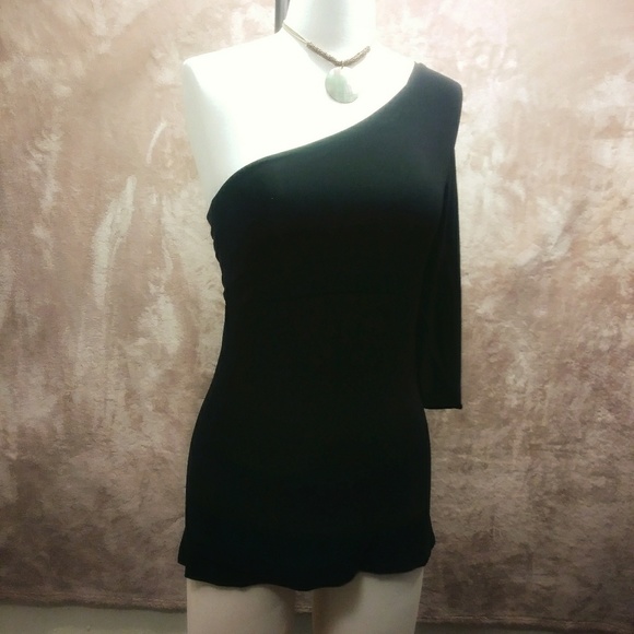 BCBGMaxAzria Tops - BCBGMAXAZRIA Black Cold Shoulder Top Size M
